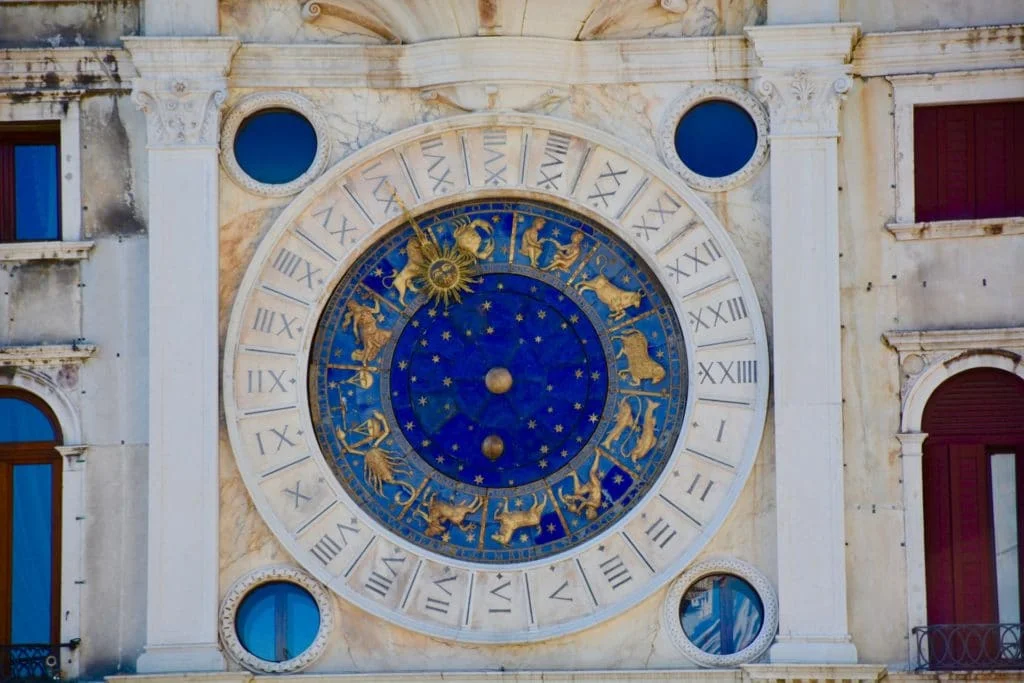 What are Ysanne's insights in tonight's New Moon?