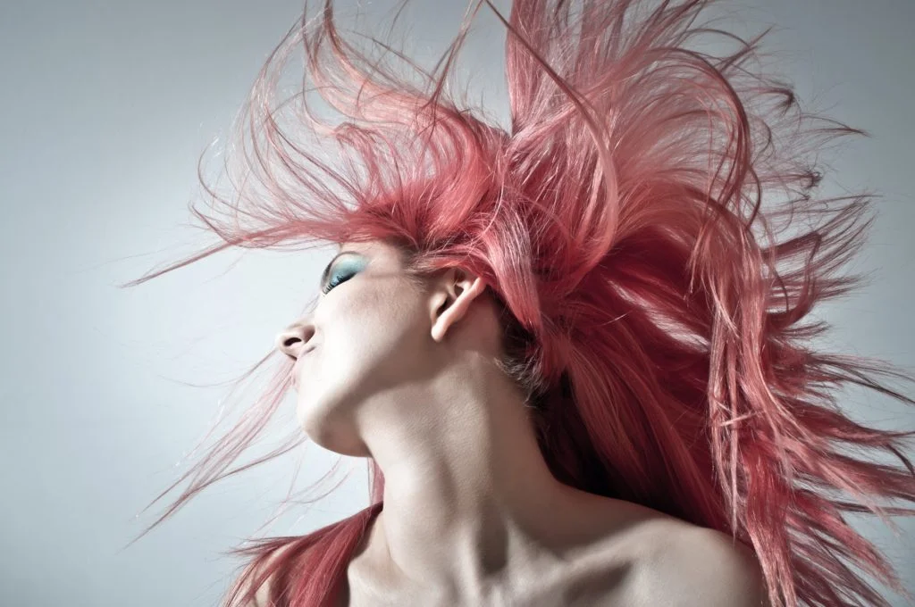 In this article we take a brief look into the one reason confident women use positive thinking as a tool.