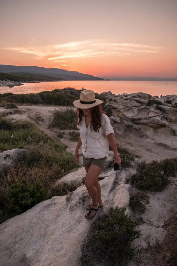 what to wear in your holiday to uplift your emotions and wellbeing?