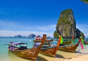 The Road to Love: A Backpacker's Love Story in Thailand
