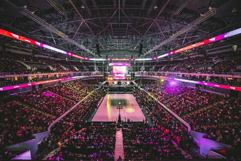 people inside the basketball court