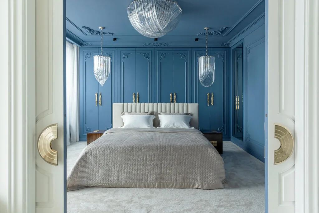 This spring, let your home reflect your personality by choosing bold, rich colours. We break down best colours, room-by-room, inspired by award winning designers, to help you infuse vibrant, joy-giving colours into every area of your home.