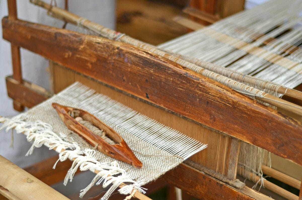 Digital-First Strategy Reshapes Luxury Home Textile Market