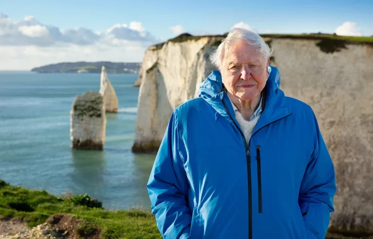 Discover the secrets of healthy ageing and vitality at 99 with Sir David Attenborough. Explore plant-based living, purposeful life, mindful eating, and nature's healing wisdom.