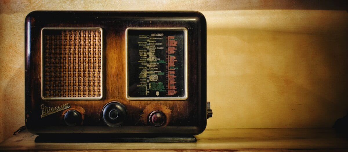 Radio advertising adapts to digital age with local outreach driving growth