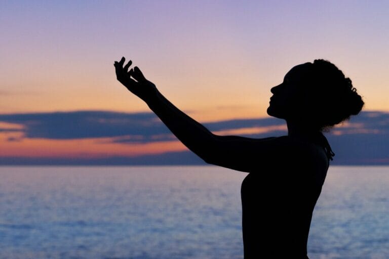 Holistic Pain Management Emerges as Key Focus in Modern Healthcare