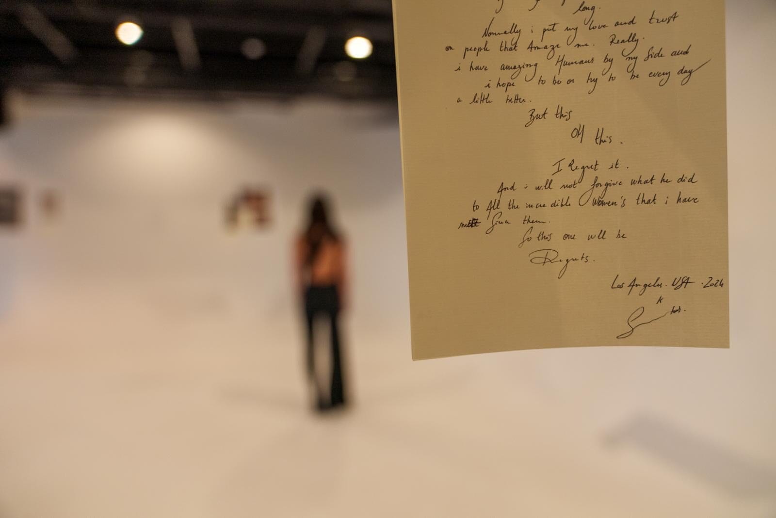 As Kelly Santos premieres her exhibition "Gestures of Love" during NY Frieze Week, the Franco-Portuguese artist speaks with Rich Woman Magazine about finding beauty in daily life, the power of small gestures, and her journey towards embracing vulnerability.