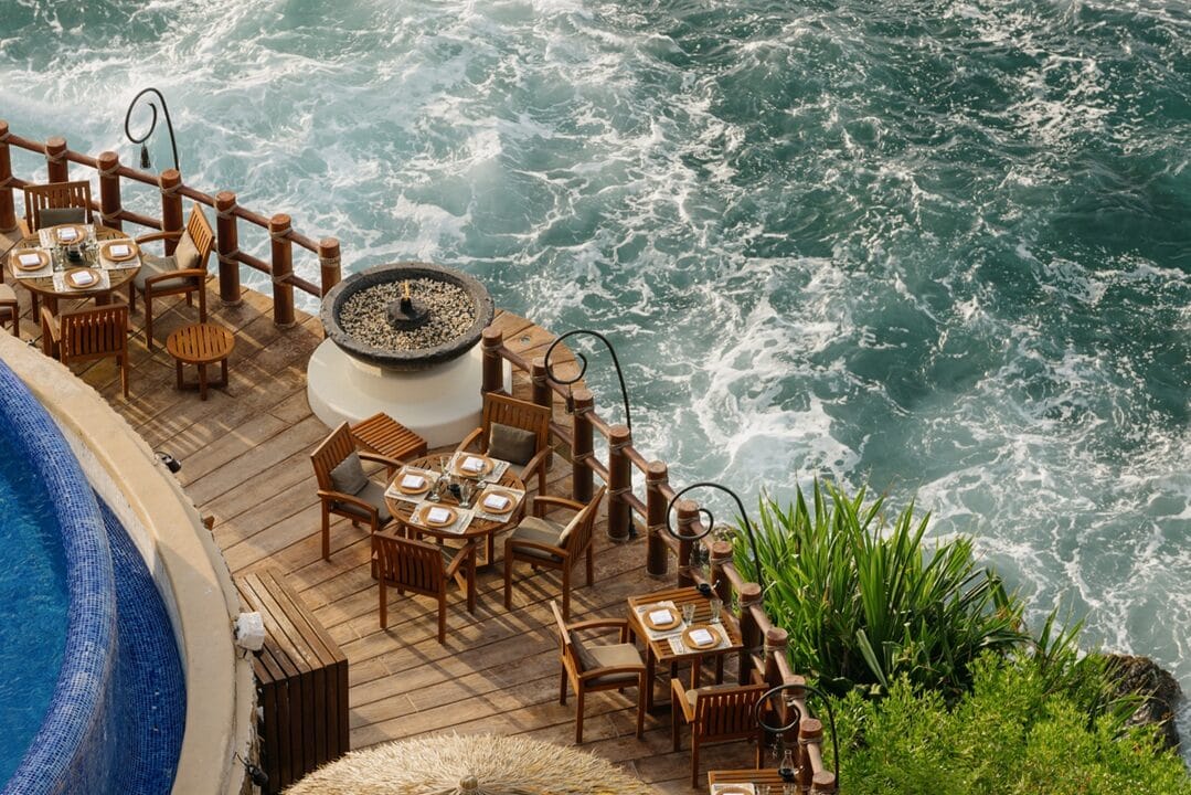 Cala de Mar Ixtapa invites you to ocean-to-table dining, mezcal masterclasses and mindful luxury by the Pacific—authentic Mexican culinary heritage