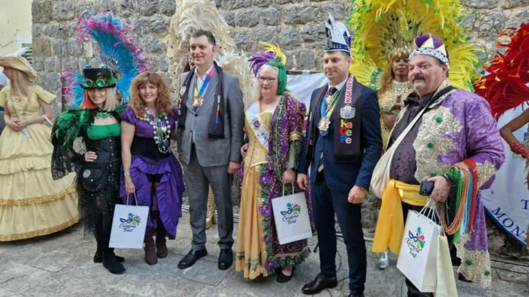 Šabac’s Čivijaški Karneval welcomes America’s Krewe of Europa for a vibrant celebration of tradition, cultural exchange and pure infectious joy