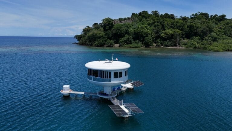 Explore life aboard Alpha Blue in Panama—where floating homes, sustainability and daily adaptation shape a bold vision for off-grid ocean living