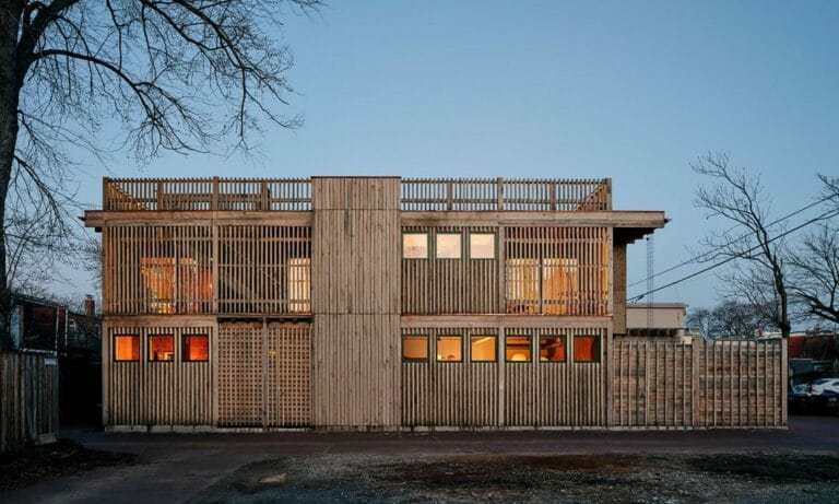 Discover how carbon-negative homes with bamboo panels deliver energy savings, comfort and resilience–setting a new standard for climate-conscious living