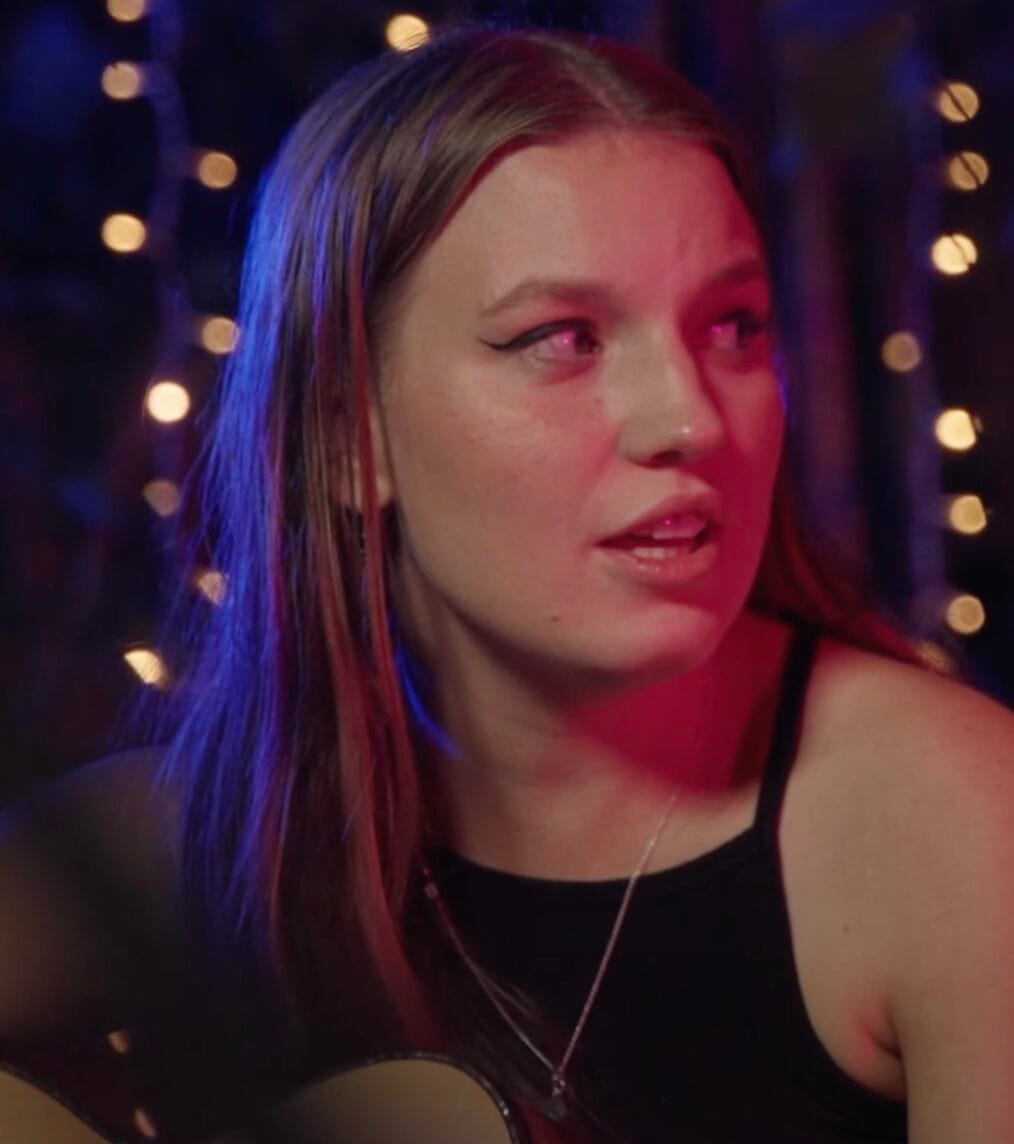 Kelsie Kimberlin’s ‘Infinite Possibilities’ music video explores family bonds, self-awareness and creativity through heartfelt storytelling and song